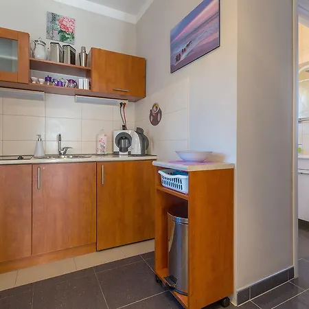 Vanesa 1 Apartman *